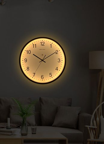 Đồng Hồ Xem Được Ban Đêm: Khám Phá Công Nghệ Phát Sáng Đỉnh Cao