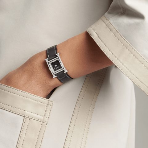 Mặt Đồng Hồ Hermes Apple Watch: Biểu Tượng Của Đẳng Cấp & Công Nghệ Hiện Đại