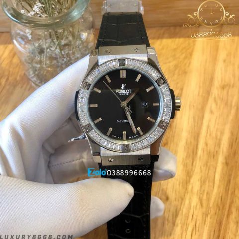 Đồng Hồ Hublot Giá Rẻ 300k: Sự Thật Đằng Sau Lời Hứa "Hàng Hiệu Giá Bèo"