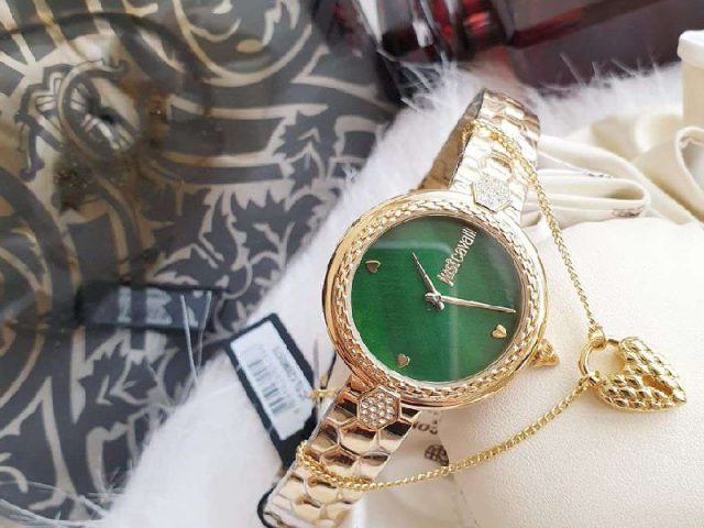 Đồng Hồ Just Cavalli Rắn Ngậm Tiền: Biểu Tượng Của Đẳng Cấp Và Tài Lộc Đồng Hồ Just Cavalli Rắn Ngậm Tiền: Biểu Tượng Của Đẳng Cấp Và Tài Lộc
