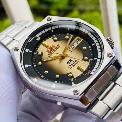 Đồng Hồ Orient SK Crystal 21 Jewels Giá Bao Nhiêu? Khám Phá Giá Trị Biểu Tượng Thời Gian
