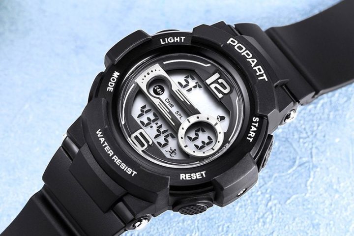 Đồng Hồ Pop Art Water 50M Resist: Biểu Tượng Phong Cách Độc Đáo và Bền Bỉ