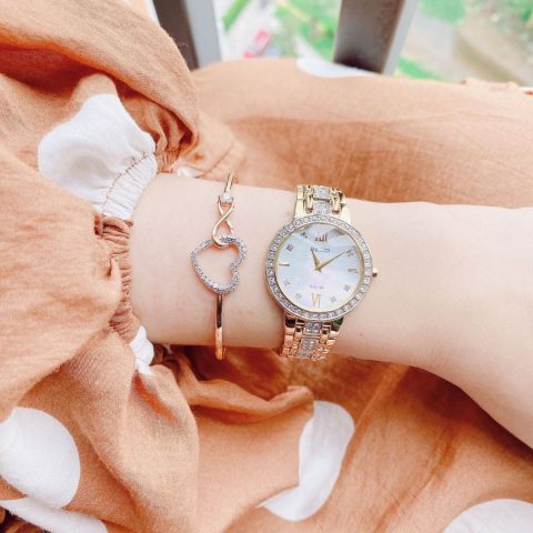 Đồng Hồ Seiko Nữ Mặt Tròn: Biểu Tượng Của Thanh Lịch, Tinh Tế Và Bền Bỉ Cho Phái Đẹp