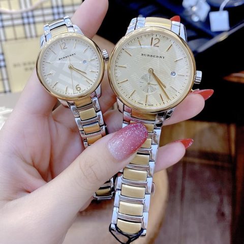 Đồng Hồ Đôi Burberry Chính Hãng: Biểu Tượng Của Phong Cách Anh Quốc Và Tình Yêu Vượt Thời Gian