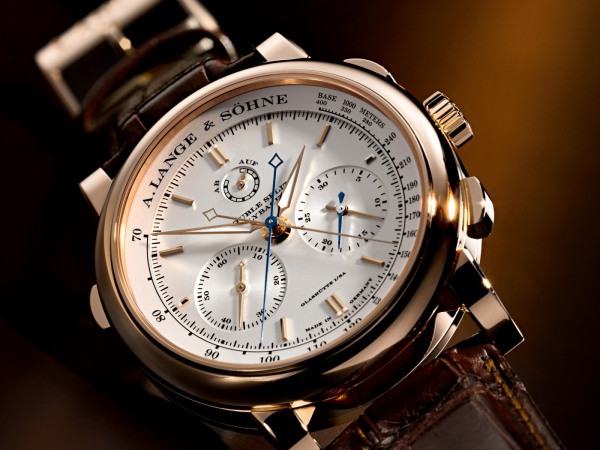 Tính Năng Chronograph Của Đồng Hồ Là Gì? Khám Phá Từ A-Z Về Chức Năng Bấm Giờ Phức Tạp
