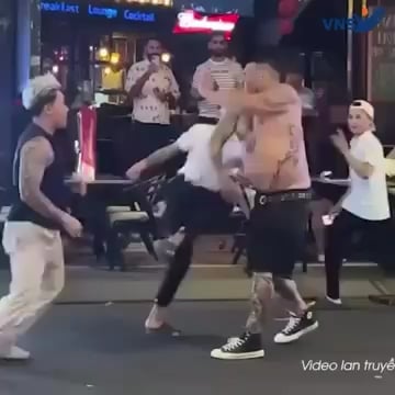 Đồng Hồ Số 1 Bùi Viện: Thực Hư Và Bí Quyết Tìm Kiếm Địa Chỉ Uy Tín