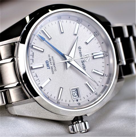 Mua Đồng Hồ Grand Seiko Ở Đâu? Hướng Dẫn Chi Tiết Để Sở Hữu Cỗ Máy Thời Gian Đỉnh Cao