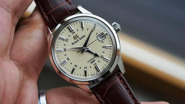 Bán Đồng Hồ Grand Seiko Cũ: Hướng Dẫn Toàn Diện Từ A-Z Để Giao Dịch An Toàn, Hiệu Quả