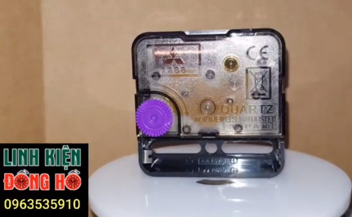 Mua Máy Đồng Hồ Treo Tường Nhật: Hướng Dẫn Chi Tiết Để Có Bộ Máy Chính Xác và Bền Bỉ