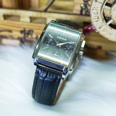 Đồng hồ nam mặt chữ nhật: Biểu tượng phong cách và lựa chọn đẳng cấp