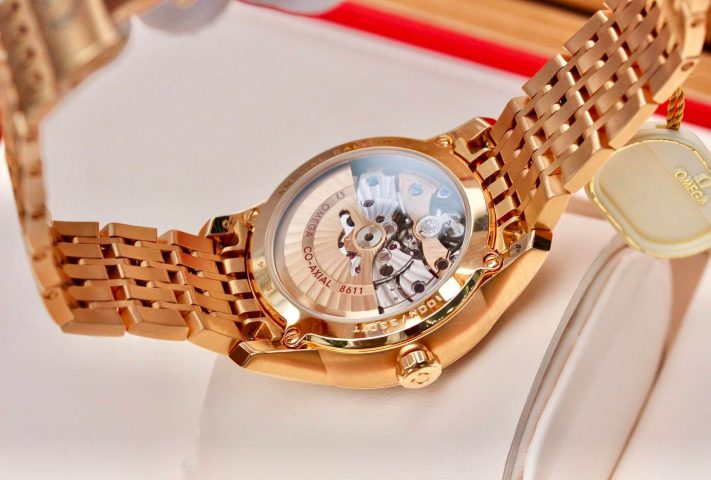 Đồng Hồ Omega 25 Jewels Swiss Made: Biểu Tượng Của Đẳng Cấp, Chính Xác Và Giá Trị Vượt Thời Gian