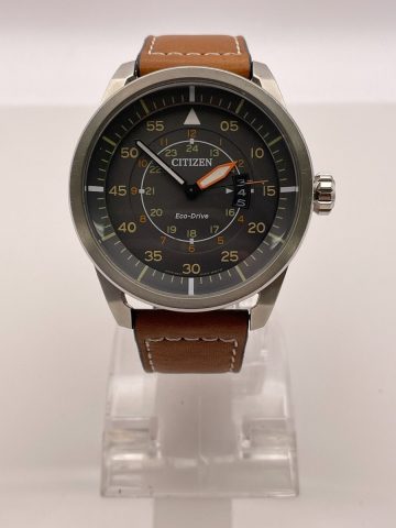Khám Phá Sức Hút Của Đồng Hồ Citizen Eco-Drive GN 4W S: Công Nghệ, Thiết Kế & Giá Trị Bền Vững