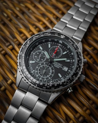 Đồng hồ Seiko Chronograph 100M giá bao nhiêu