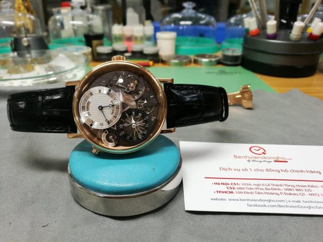 Dịch Vụ Lau Dầu Đồng Hồ Ở Hà Nội: Top 5 Địa Chỉ Uy Tín & Kinh Nghiệm Toàn Diện