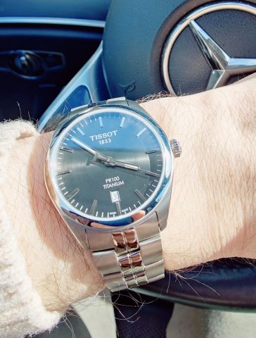 Đồng Hồ Tissot 1853 PR 100: Biểu Tượng Của Phong Cách và Chất Lượng Thụy Sĩ