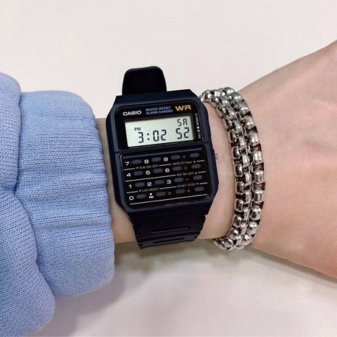 Đồng Hồ Casio Có Bàn Phím: Biểu Tượng Công Nghệ Retro Vượt Thời Gian