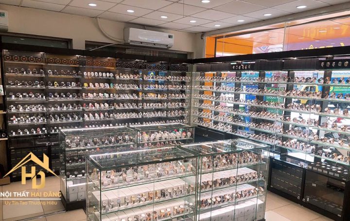 Tủ Trưng Bày Đồng Hồ Đẹp: Nâng Tầm Đẳng Cấp và Bảo Vệ Bộ Sưu Tập Của Bạn