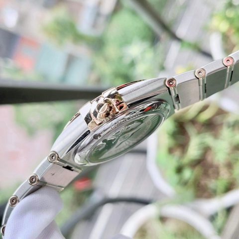 Đồng Hồ Omega Co-Axial Master Chronometer: Đỉnh Cao Công Nghệ Chế Tác Thời Gian