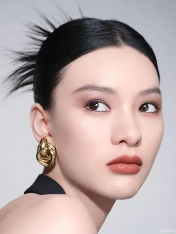 Bộ Quà Tặng 8 3: Gợi Ý Chọn Quà Tinh Tế, Độc Đáo Cho Nàng