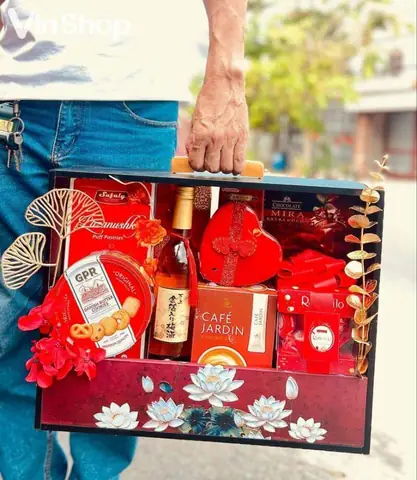 Hướng Dẫn Chi Tiết Cách Gói Giỏ Quà Bánh Kẹo Đẹp Mắt, Chuyên Nghiệp