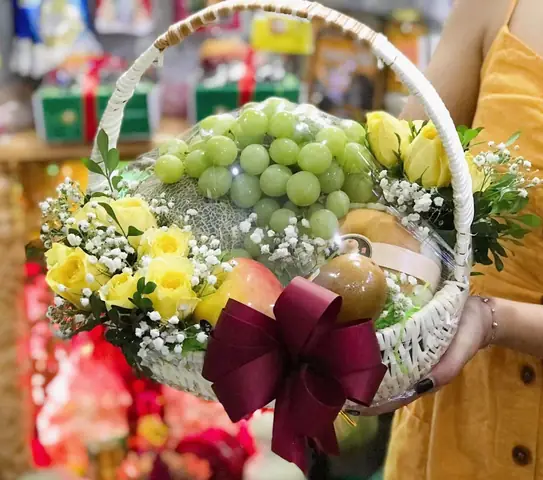Hướng Dẫn Chi Tiết Cách Gói Giỏ Quà Đẹp Mắt Và Tinh Tế