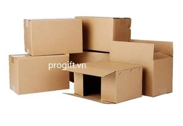 Cách làm hộp quà hình vuông bằng bìa cứng đơn giản tại nhà Cách làm hộp quà hình vuông bằng bìa cứng đơn giản tại nhà