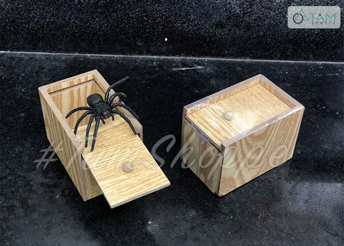 Cách Làm Hộp Quà Hù Dọa Độc Đáo và Dễ Dàng Tại Nhà