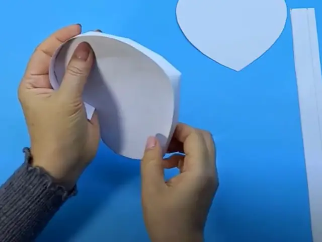 Hộp Quà Trái Tim Ngọt Ngào Bằng Giấy