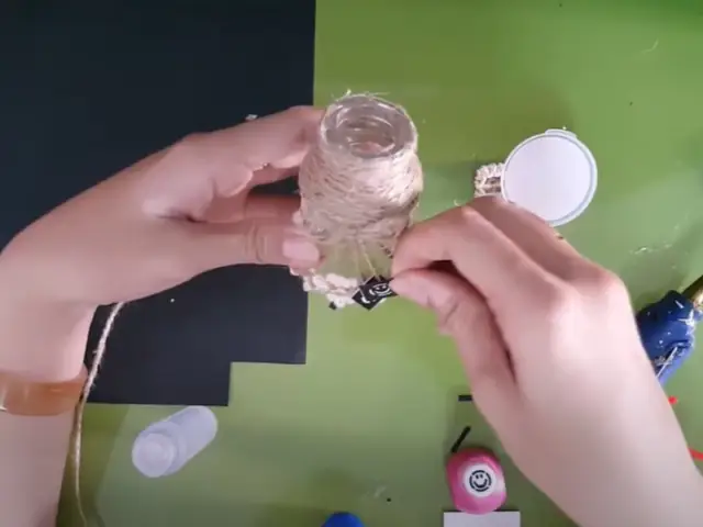 Lọ Hoa Trang Trí Thân Thiện Môi Trường