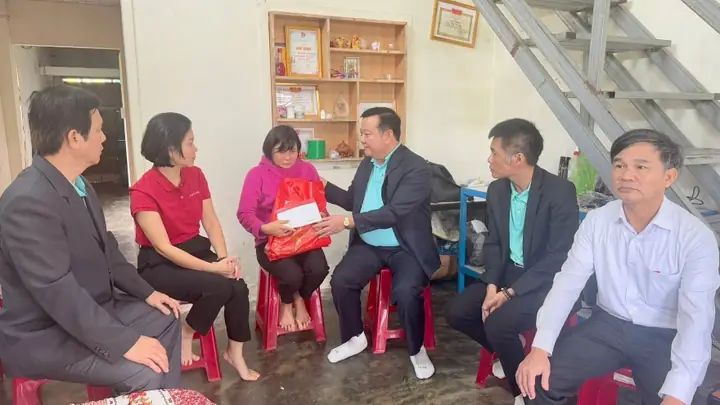 Chương Trình Tặng Quà Tết: Ý Nghĩa Và Cách Tổ Chức Hiệu Quả