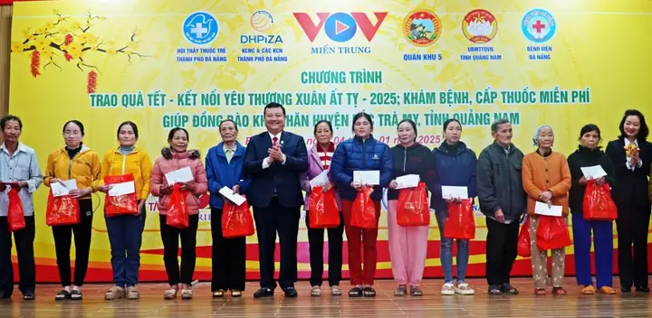Chương Trình Tặng Quà Tết: Ý Nghĩa Và Cách Tổ Chức Hiệu Quả