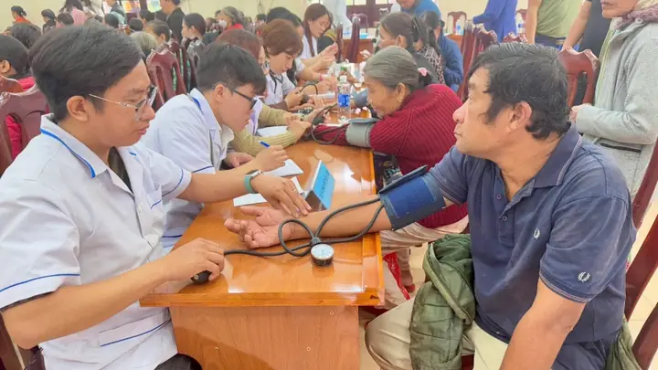Chương Trình Tặng Quà Tết: Ý Nghĩa Và Cách Tổ Chức Hiệu Quả