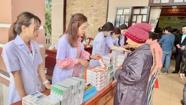 Chương Trình Tặng Quà Tết: Ý Nghĩa Và Cách Tổ Chức Hiệu Quả