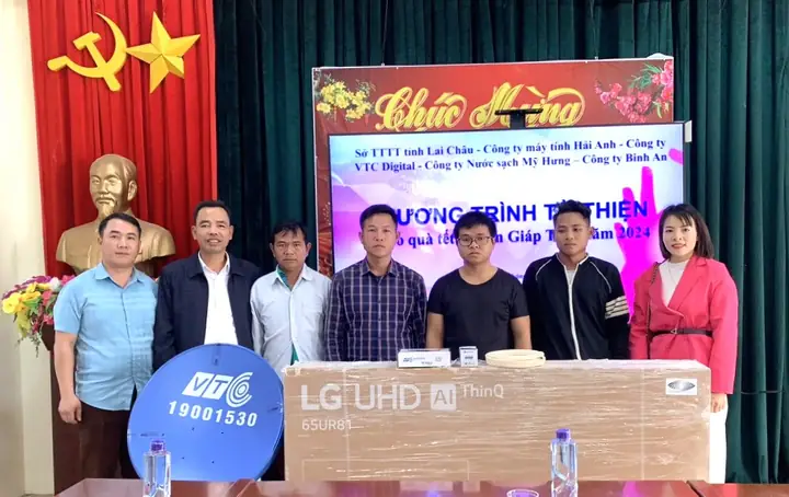 Chương trình Trao Quà Từ Thiện: Ý Nghĩa, Tổ Chức và Lợi Ích Xã Hội