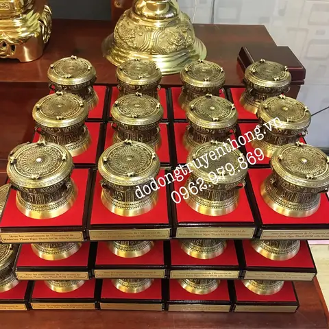 Cung cấp quà lưu niệm: Hướng dẫn chọn đối tác đáng tin cậy