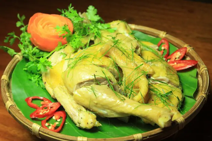 23. Gà hấp lá chúc An Giang