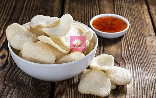 Bánh phồng tôm Sa Giang – Đặc sản Đồng Tháp được xuất ngoại nhiều nhất Bánh phồng tôm Sa Giang – Đặc sản Đồng Tháp được xuất ngoại nhiều nhất