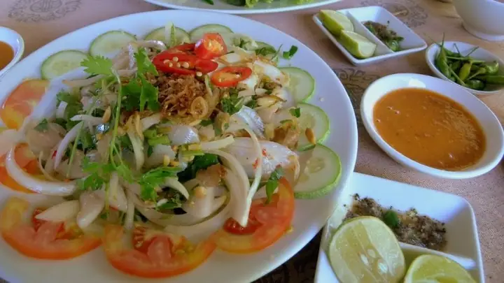 Đặc Sản Lagi Làm Quà: Cẩm Nang Chọn Lựa Tinh Hoa Xứ Biển