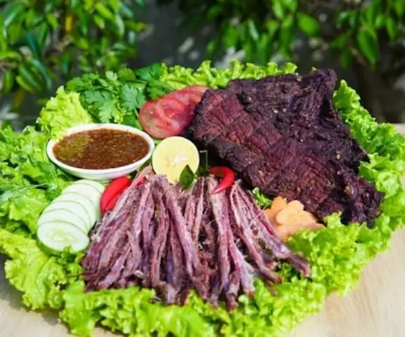 Hướng Dẫn Chọn Đặc Sản Làm Quà Tết 3 Miền Độc Đáo Và Tinh Tế