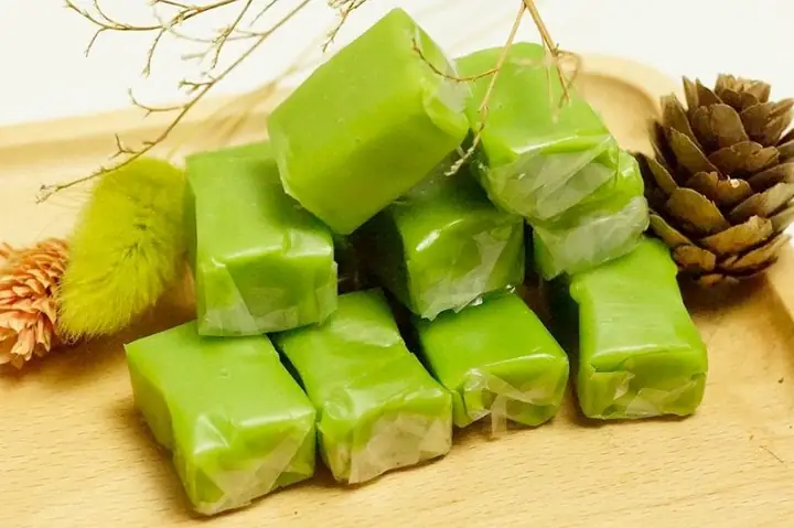 Top Đặc Sản Nam Bộ Làm Quà: Gợi Ý Quà Tặng Ý Nghĩa