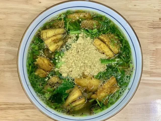 1. Canh cá Quỳnh Côi