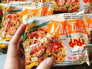 1. Pad Thái ăn liền - Đặc sản Thái Lan tiện lợi, hấp dẫn