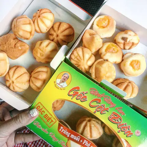 Bánh bông lan trứng muối tại sao nổi tiếng