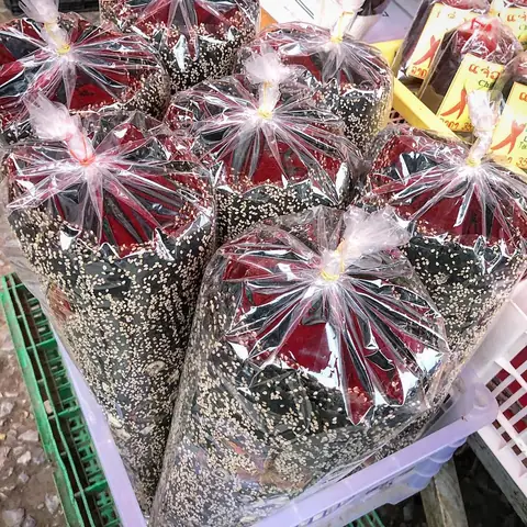 Đi Lào mua quà gì? Gợi ý quà lưu niệm và đặc sản độc đáo Đi Lào mua quà gì? Gợi ý quà lưu niệm và đặc sản độc đáo
