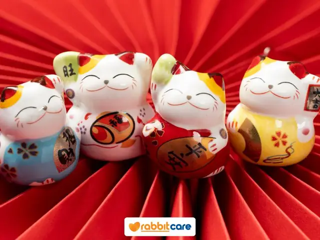 4.1. Mèo thần tài Maneki Neko