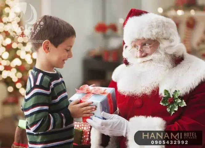Đánh giá các dịch vụ tặng quà Noel Đà Nẵng: Lựa chọn nào tốt nhất?