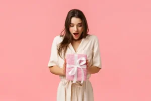 Đánh Giá Dịch Vụ Tặng Quà Sinh Nhật: Lựa Chọn Nào Tốt Nhất?