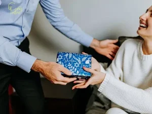 Mơ Thấy Được Tặng Quà Đánh Số Mấy? Giải Mã Chi Tiết