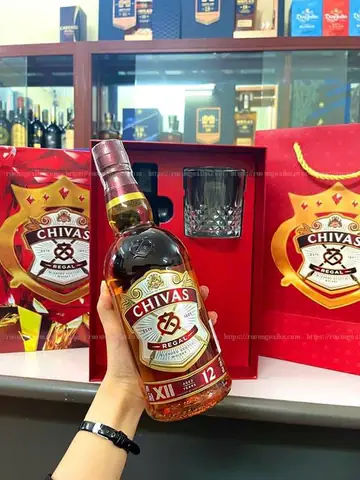 giá rượu chivas 12 hộp quà