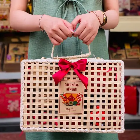 Tuyển Chọn Giỏ Quà Tết Đẹp, Giá Rẻ: Hướng Dẫn Mua Sắm Thông Minh